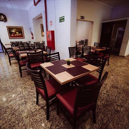 Hotel Euro Suite Pocos De Caldas By Nacional Inn Екстер'єр фото