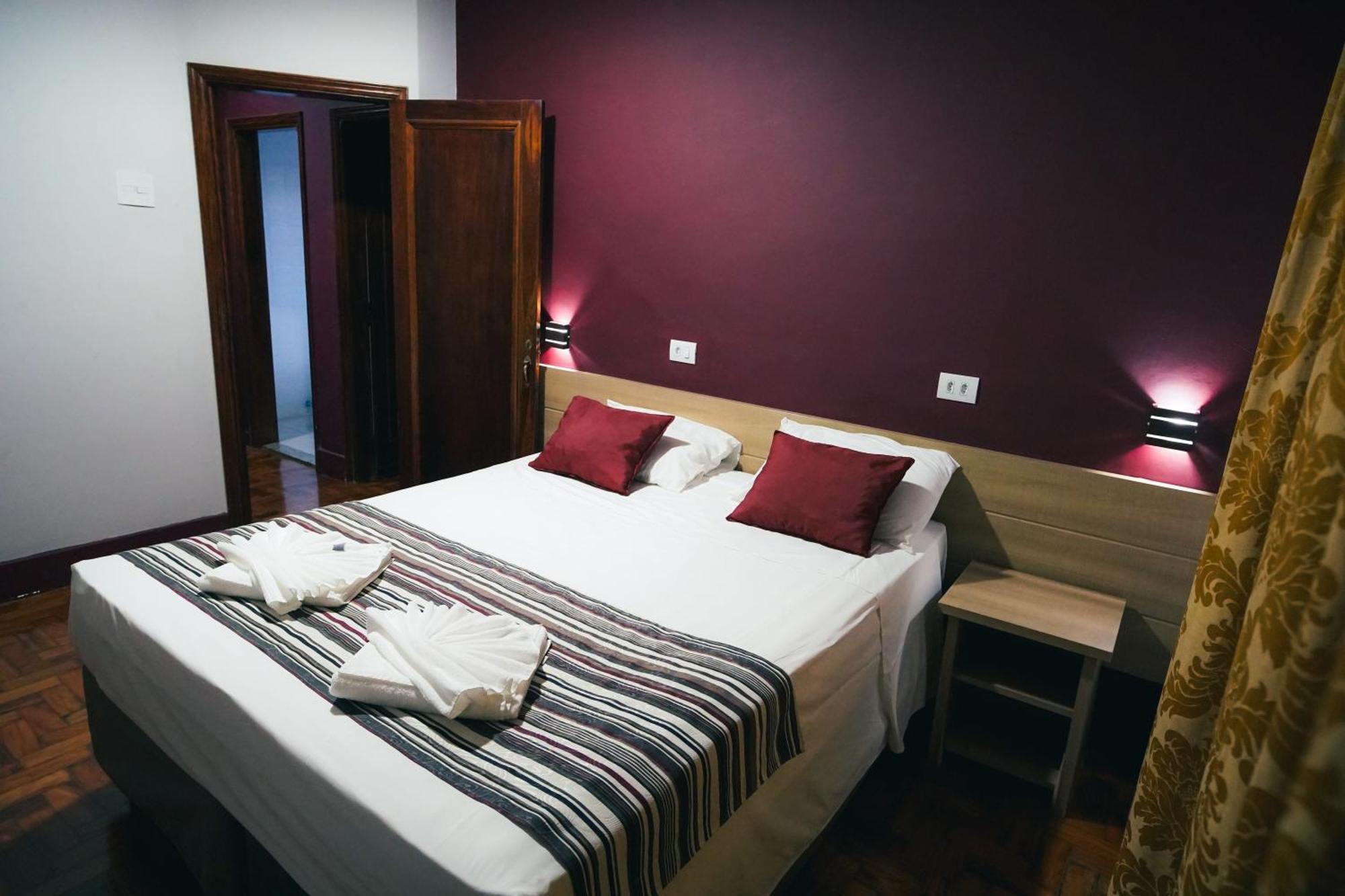 Hotel Euro Suite Pocos De Caldas By Nacional Inn Екстер'єр фото