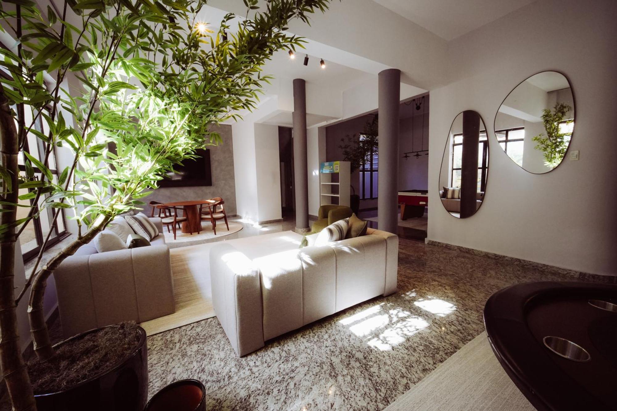 Hotel Euro Suite Pocos De Caldas By Nacional Inn Екстер'єр фото