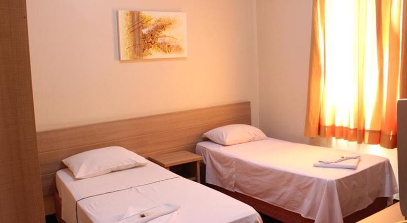 Hotel Euro Suite Pocos De Caldas By Nacional Inn Екстер'єр фото