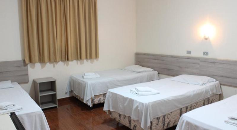 Hotel Euro Suite Pocos De Caldas By Nacional Inn Екстер'єр фото